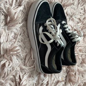 black and white low top vans